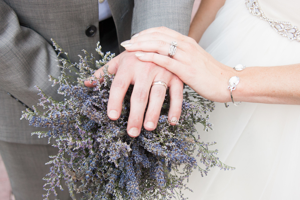 Tại sao hoa lavender khô lại thích hợp làm quà tặng ngày Lễ Tình nhân