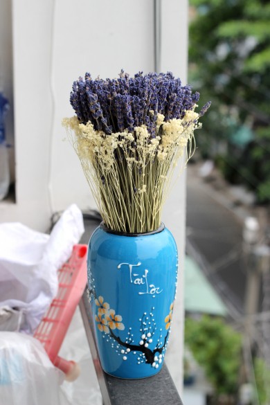 Những mẫu hoa lavender chưng Tết rất sang trọng và tân thời