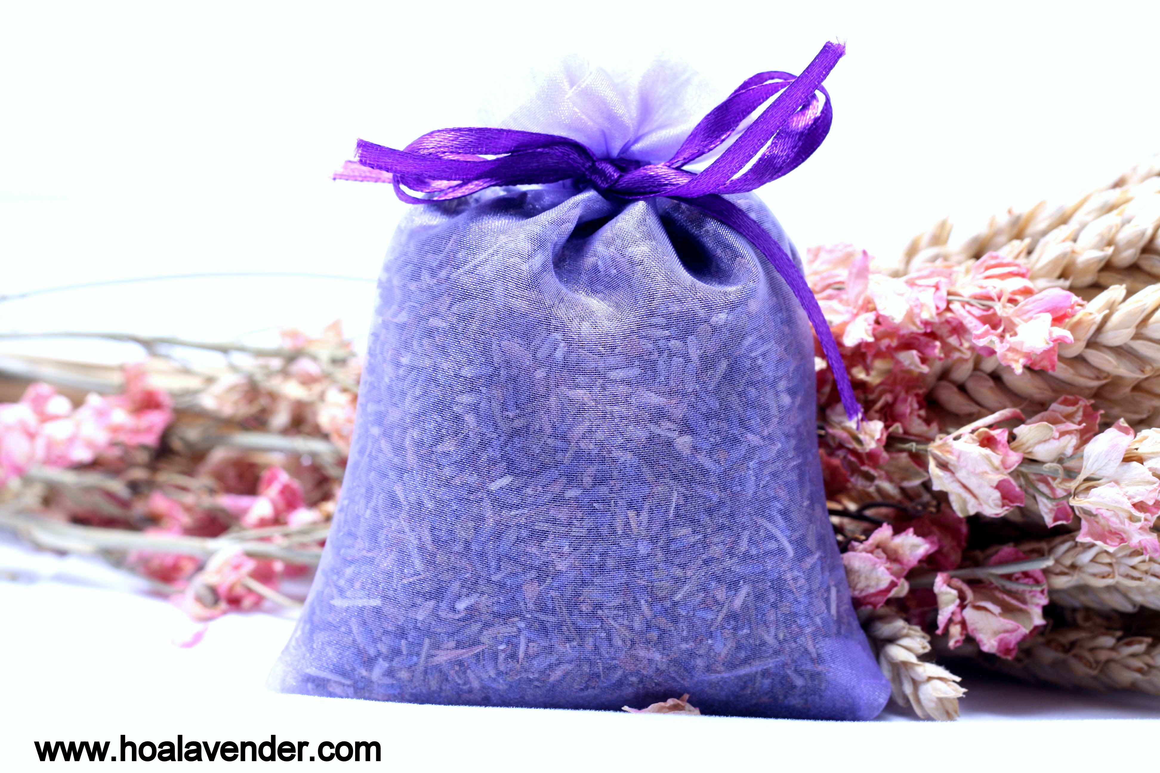 Tự khâu túi thơm hoa lavender khô làm quà ngày 8 – 3
