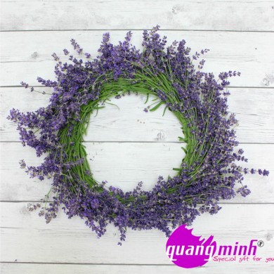 Cách làm chiếc vòng đội đầu từ hoa lavender